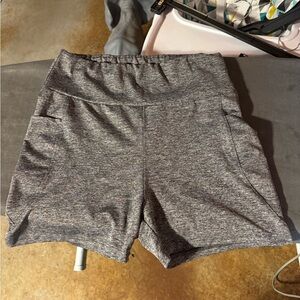 Women’s High-Waist Performance Shorts - Gray